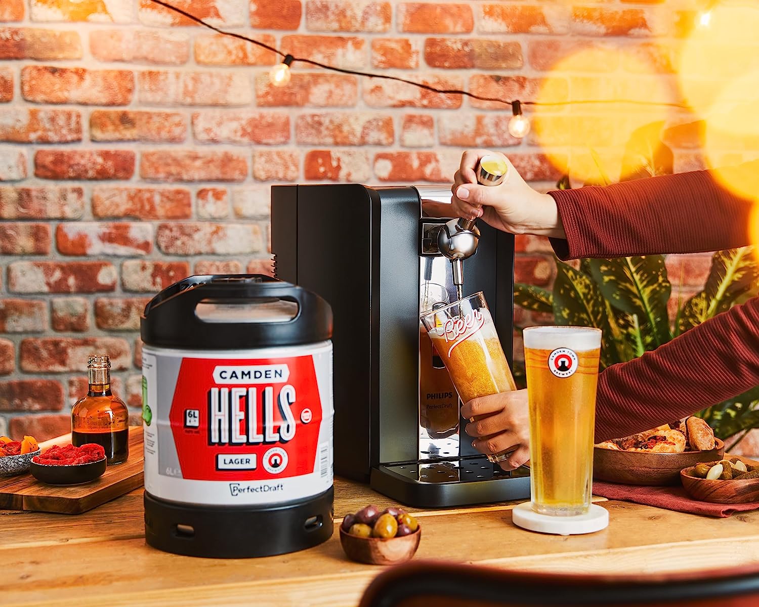 PerfectDraft Phillips Machine Home Beer Cooler and Dispenser System HD 372025 and Camden Hells Keg