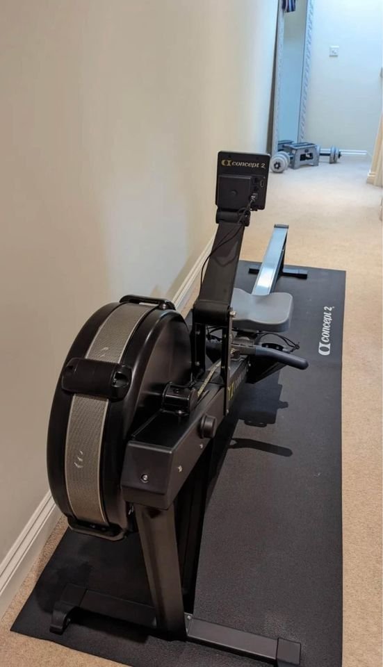 CONCEPT 2 MODEL D WITH PM5 IN BLACK, OUTSTANDING CONDITION