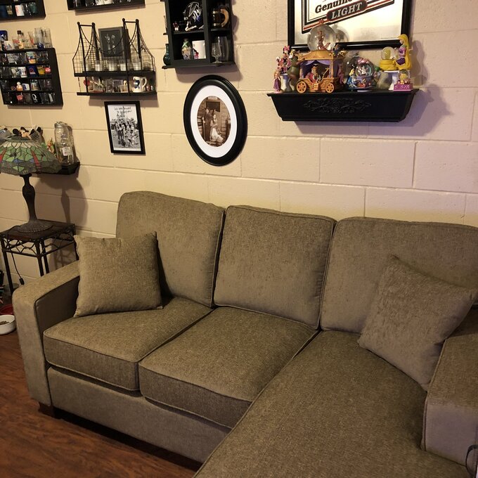 【Furniture】Kehlani 2 - Piece Upholstered Chaise Sectional